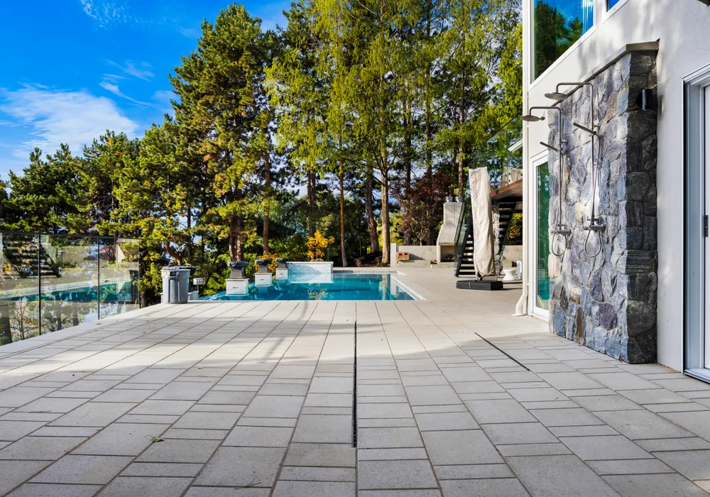 stone flooring for pool and tress